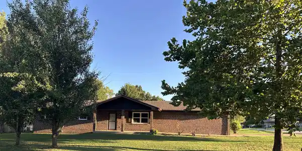 320 SPRINGWOOD DRIVE