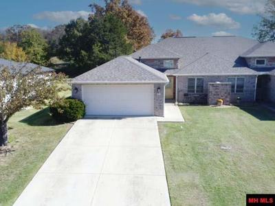 213 TURNBERRY COURT