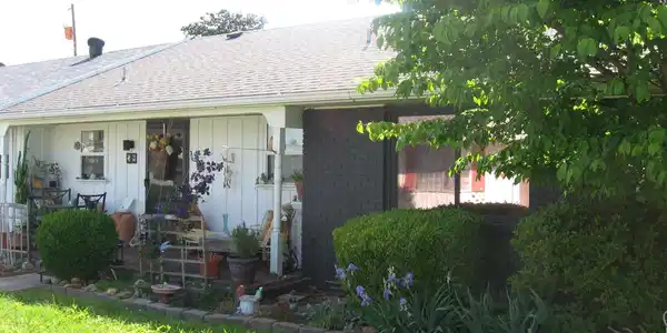 3833 W HWY 178