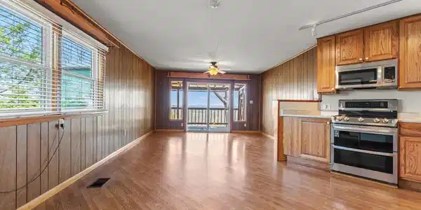 72 SUNFLOWER LANE