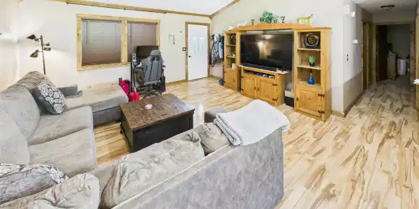 171 DELICIOUS LANE