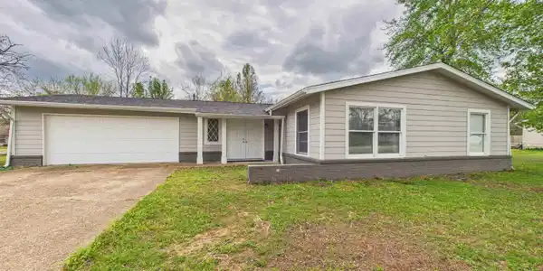 401 BOMBER BOULEVARD