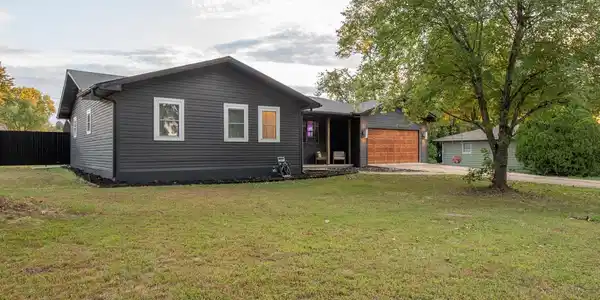 40 WENDY HEIGHTS COURT