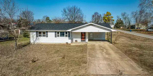 11 VOORHEIS DRIVE