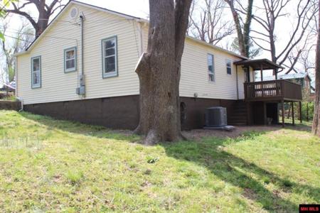 305 E SOUTH AVENUE
