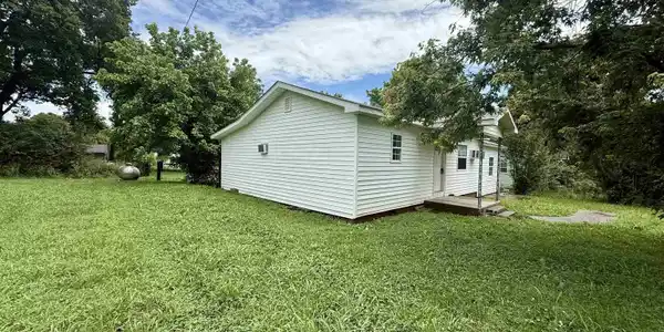 131 N PINE STREET