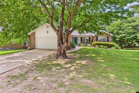 1606 BRENTWOOD DRIVE