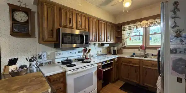 Image 3
