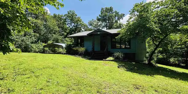 272 BENT OAK LANE