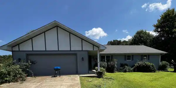35 REDWOOD DRIVE