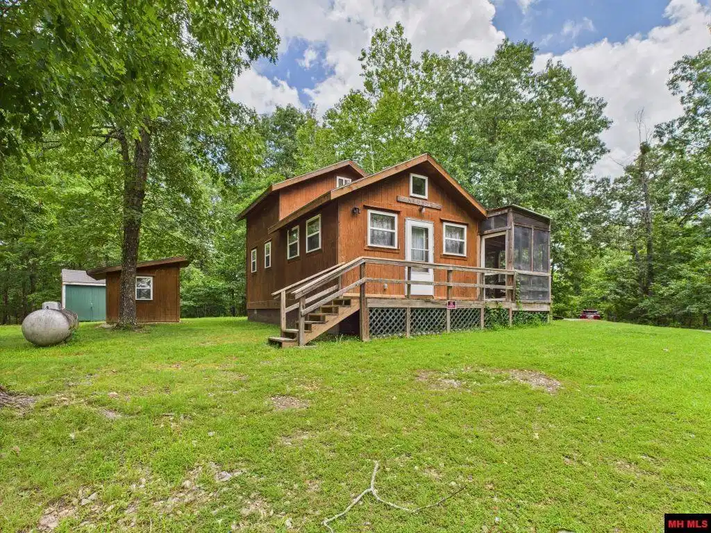 Image 0: Redbud Cottage, Air Bnb