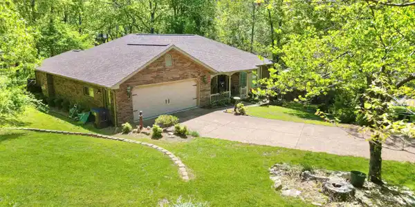 119 WOODCREEK COURT