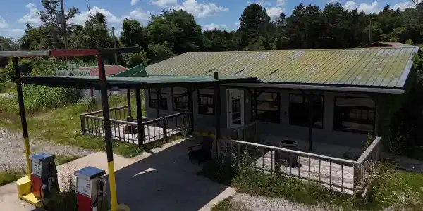 6861 HWY 201 SOUTH