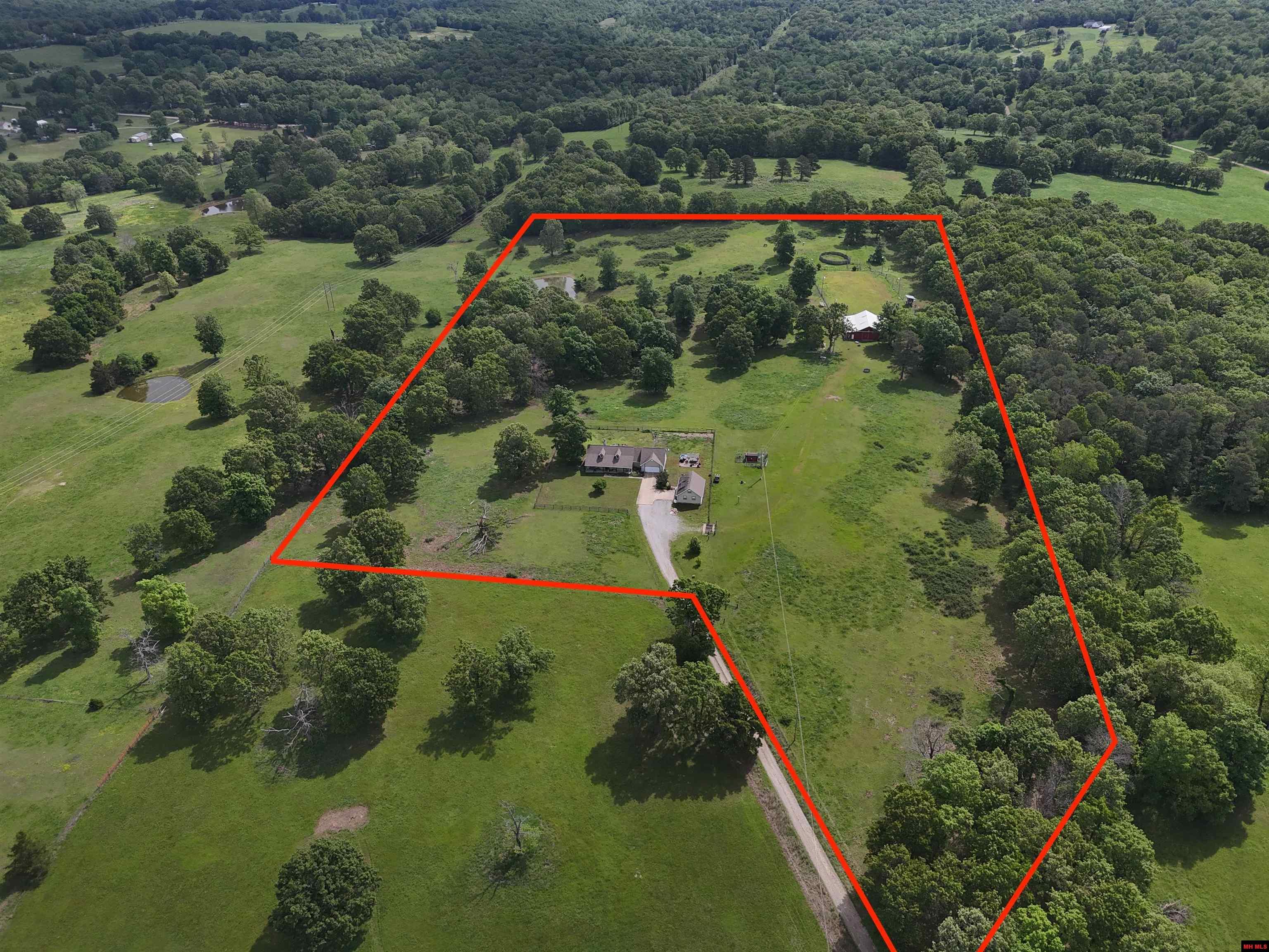 Image 2: property lines are approx for reference only, Property lines