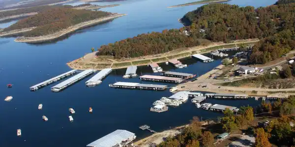 Image 2: Bull Shoals Marina