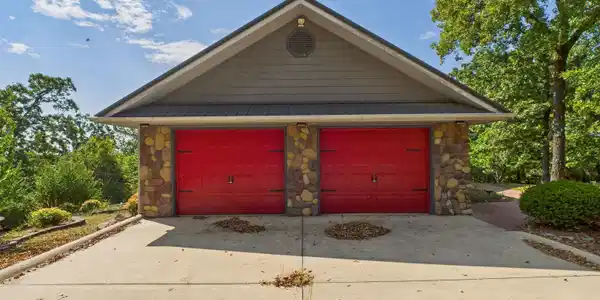 140 BONNEMA LANE