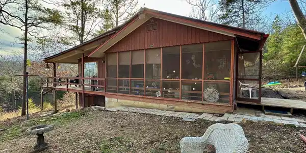 532 McCRACKEN RIDGE ROAD