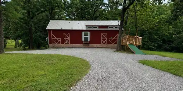 115 OAKWOOD ACRES CIRCLE