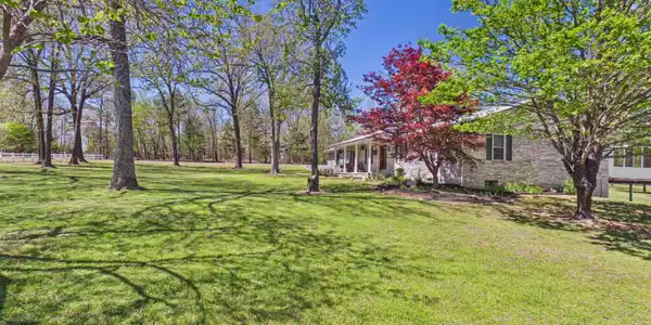112 THUNDERBIRD LANE
