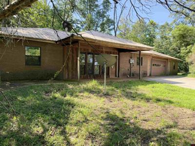 260 WHISPERING PINE DRIVE
