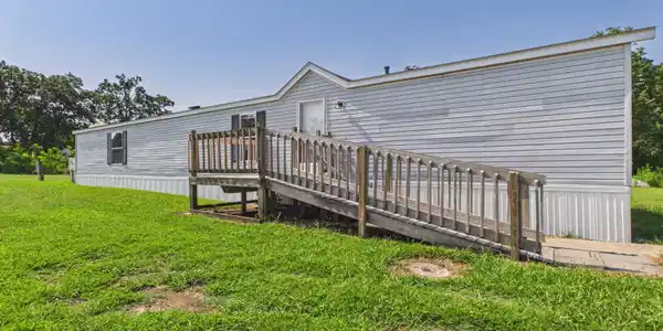 1223 BRIGHTON COURT