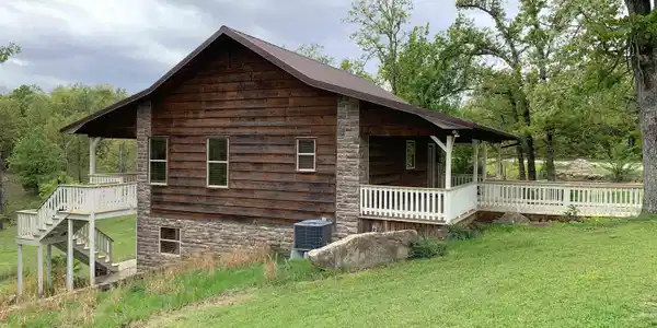 1461 SPOTTED OAK ROAD