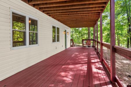 903 SHORECREST DRIVE