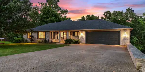 1601 INVERNESS DRIVE