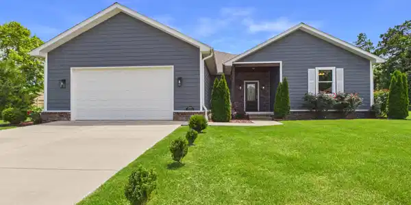 2005 OSAGE LANE