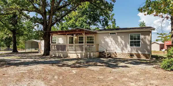 35 WALNUT RIDGE