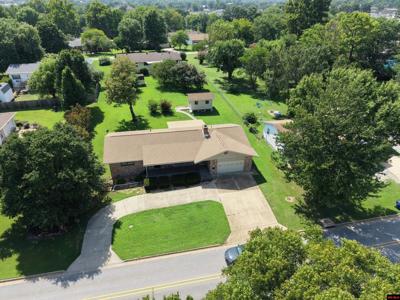 604 N CARDINAL DRIVE