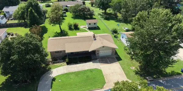 604 N CARDINAL DRIVE