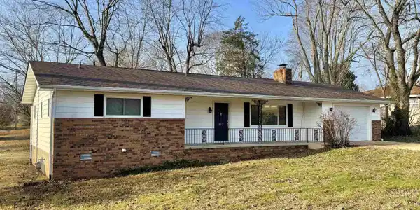 512 RIDGEMONT WAY