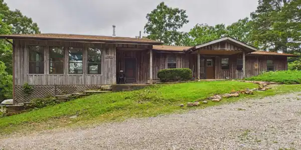 13671 HWY 62 EAST