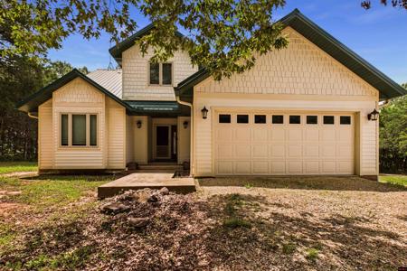 107 LAPALOMA CIRCLE