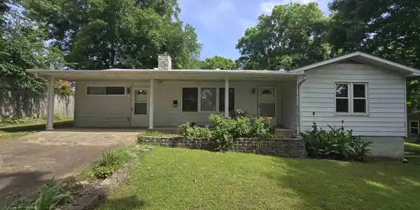 605 E 4TH STREET