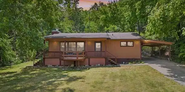 442 RIVERVIEW TRAIL