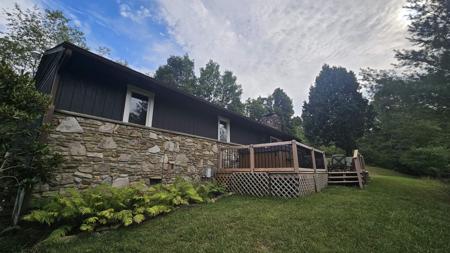 371 Red Oak Lane