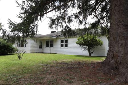 1360 Chenoweth Creek