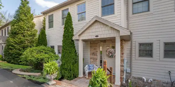 33 Waterside