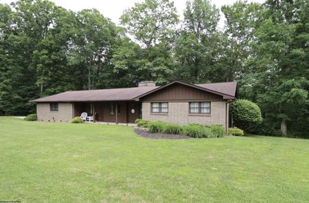 428 Pinewood