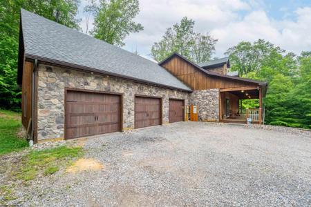 120 Trillium Hill