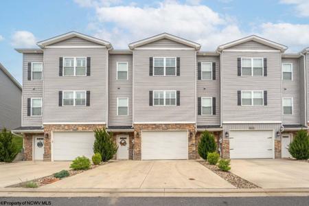 2052 Mountain Ash