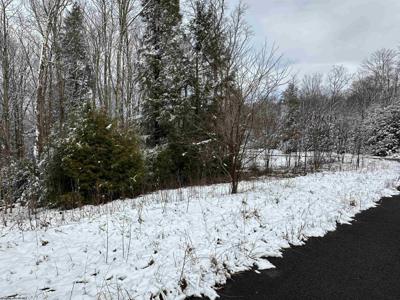 Lot 103 Canal