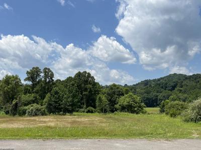 32.60 ACRES Middletown