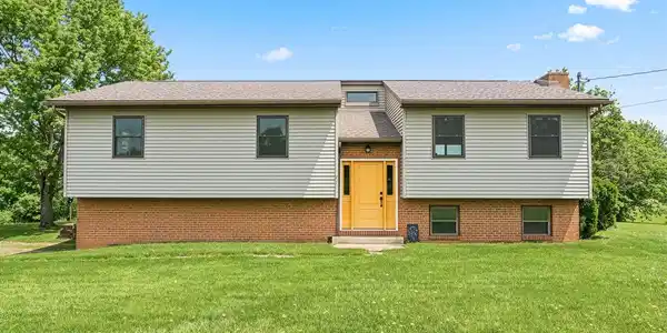 97 Bowlby Hill