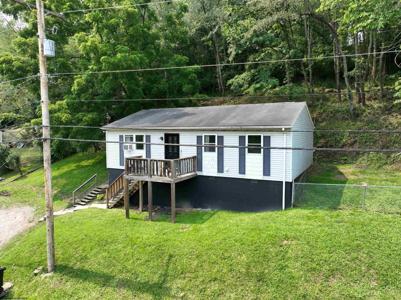 815 Laurel