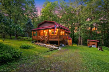 576 Hemlock