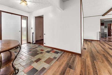 4048 Fairmont Road