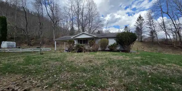 144 Smoke House